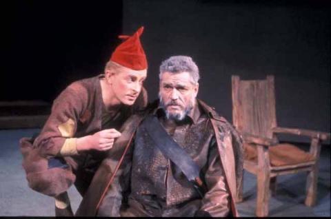 King Lear: Paul Scholfield as Lear, Alec McCowen as the Fool