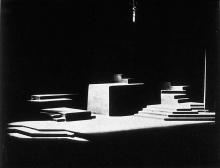 Hamlet: Set Design by Norman Bel Geddes (1893-1958)